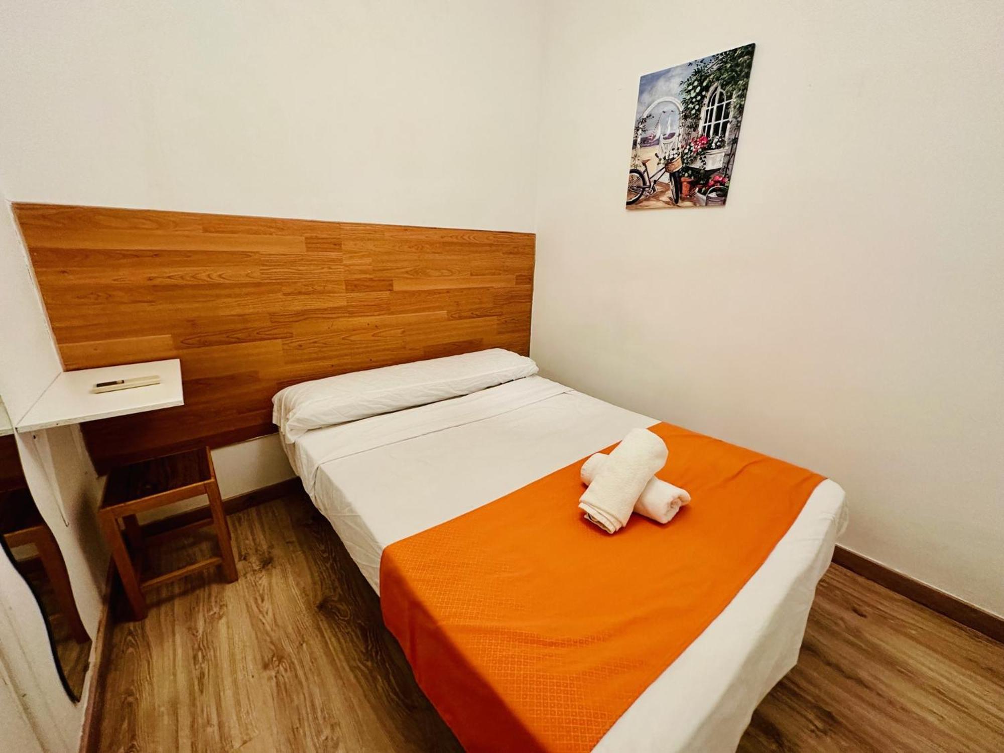 Punta Me Rooms In Madrid Downtown Εξωτερικό φωτογραφία